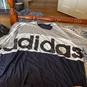 Adidas T-shirt